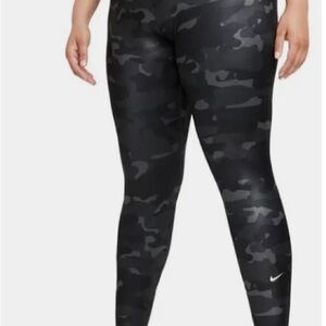 Nike Women's Dark Camo Leggings and Sports Bra